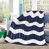 Feimao Nautical - Manta de franela ultra suave para cama con rayas onduladas, color azul marino y blanco, para sofá, silla, 6 x 80 pulgadas